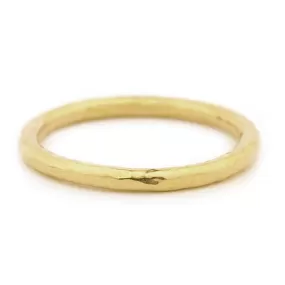 18K Gold Round Hammered Ring